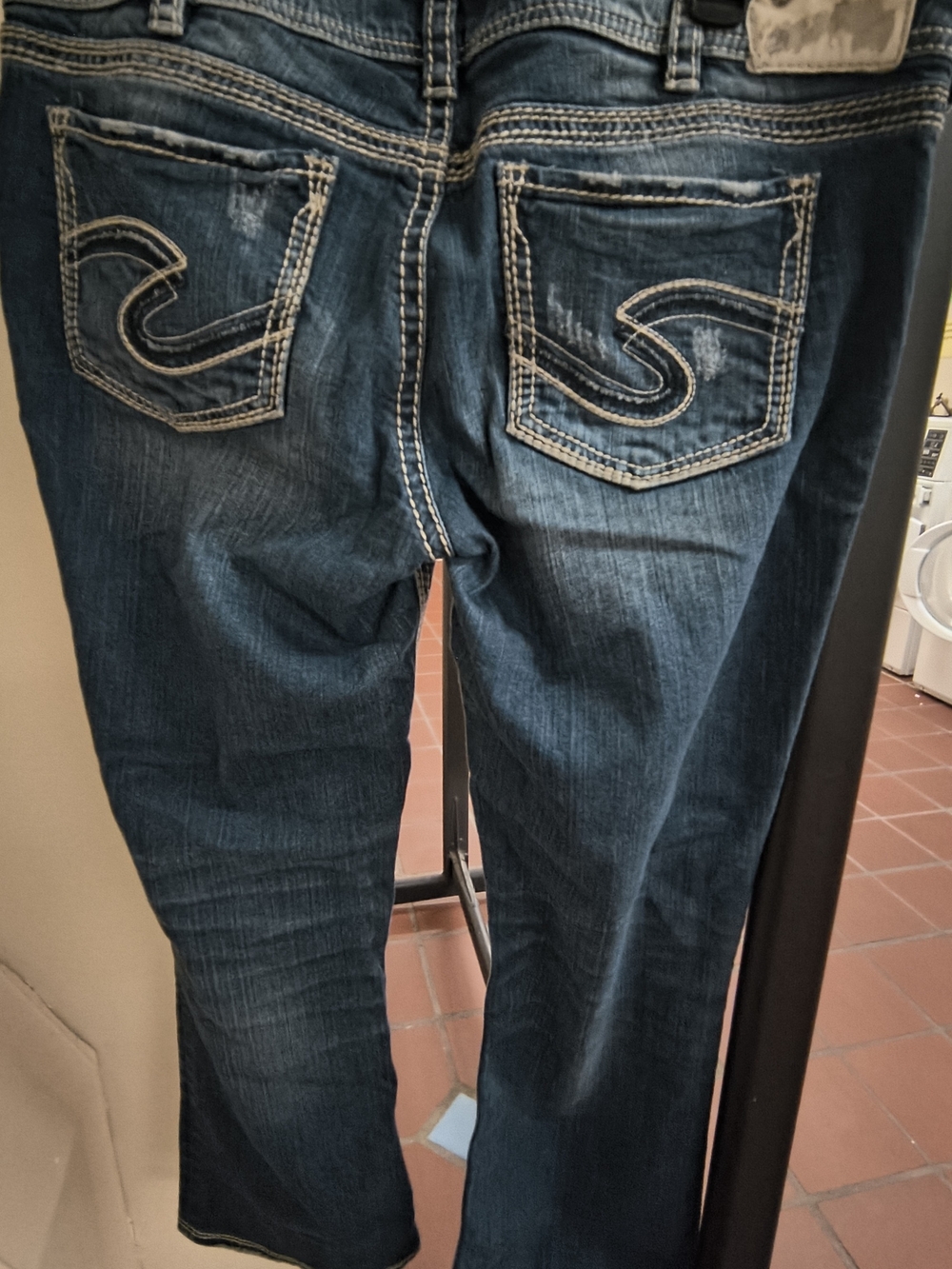 Silver Jeans Women's Dark Blue Bootcut Jeans size 36W 33L - Picture 4 of 4